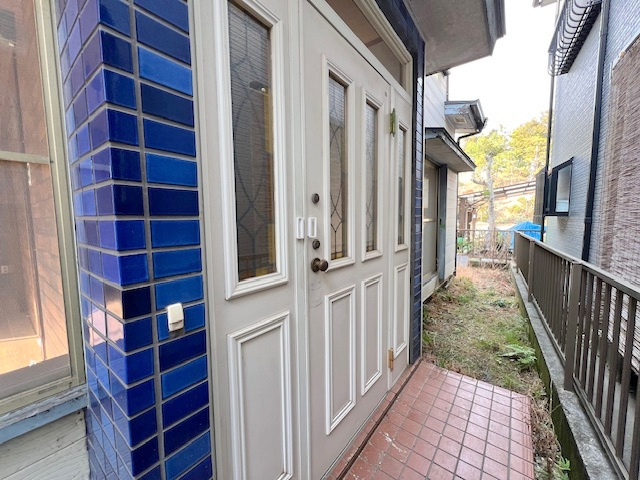 ◎茅ヶ崎市赤羽根　中古戸建の庭|玄関外スペース☆