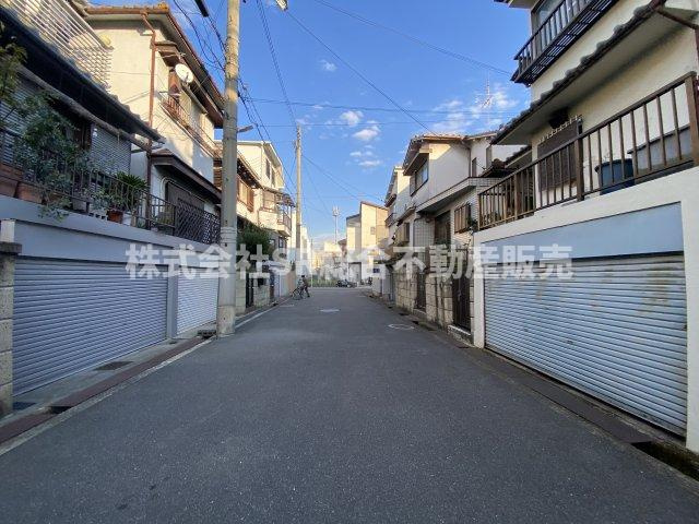 三島2丁目中古戸建の前面道路含む現地写真|前面道路含む現地写真です
