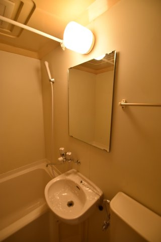 大阪市城東区蒲生４丁目の賃貸マンションの洗面所