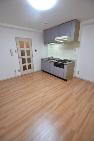 大阪市城東区蒲生４丁目の賃貸マンションの居間・リビング