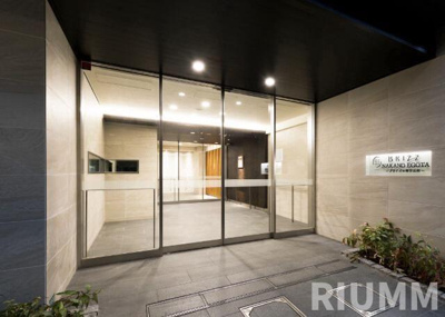 【エントランス】 | ブライズ中野江古田