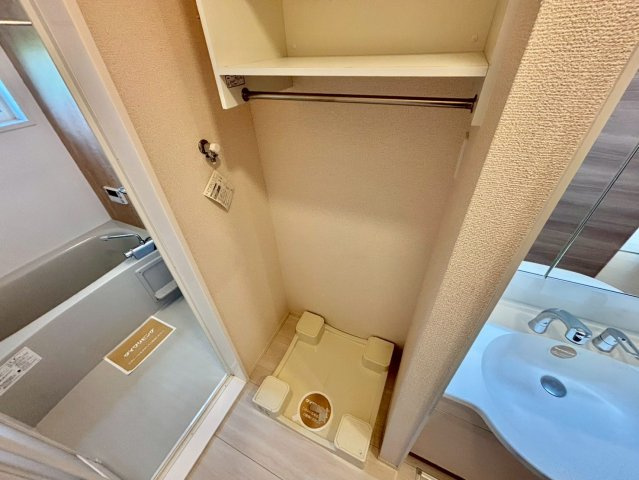 ラフィーネ亀山の洗面所