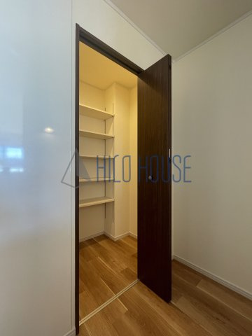 ヌーバ ル オットー・エディフィシオ システィーナの収納