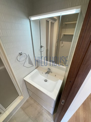 ヌーバ ル オットー・エディフィシオ システィーナの洗面所