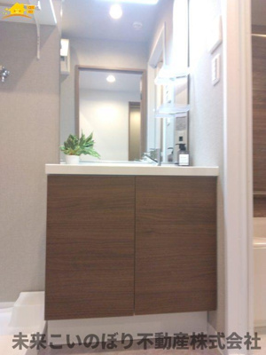 【独立洗面台】 | ライオンズシティ春日部 | 独立洗面化粧台が付いています