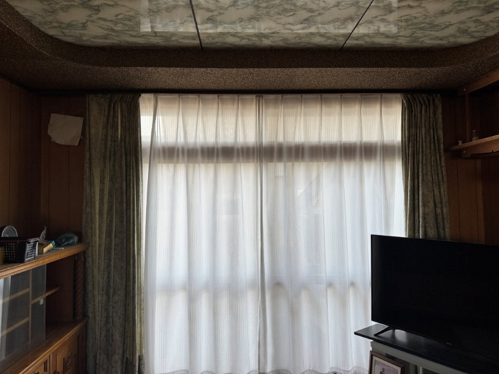 大楽毛153　中古住宅の居間・リビング|居間の前面の窓です。