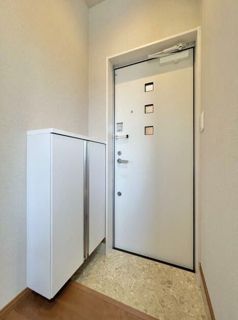 シエスタヴィラ上鷺宮の杜East棟の玄関|(同一仕様写真)