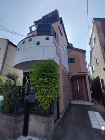 練馬区春日町一丁目戸建の外観|外はこのようになっています