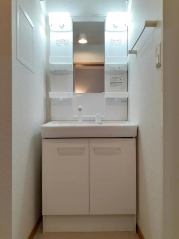 カーサ・エテルノの洗面所