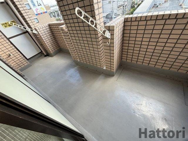 空港リブレ大阪屋のバルコニー