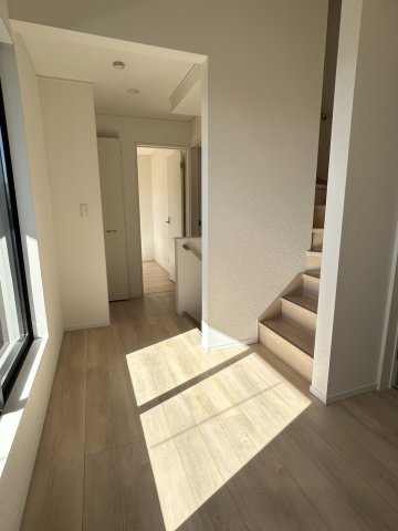 今治市北鳥生　2号棟の玄関