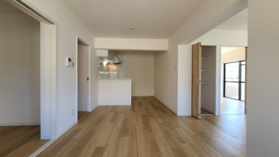 【居間・リビング】 | 西脇ハイランドハイツ白鳳 | ☆神戸市垂水区　西脇ハイランドハイツ白鳳☆　※他部屋参照写真