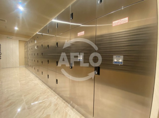 【ロビー】 | Vinoプレジオ本町　宅配BOX