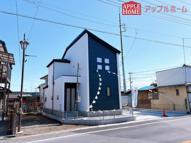 【新築住宅】行田市桜町 全1棟の前面道路含む現地写真|ぜひ現地にて、実際の建物・街並み・日当たり等ご確認下さい♪お問い合わせはお気軽に☆　TEL「0120-466263」