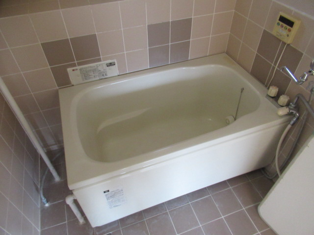 松が丘住宅の浴室