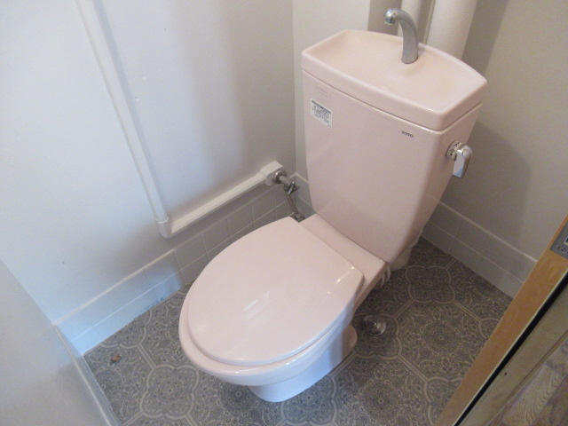 松が丘住宅のトイレ