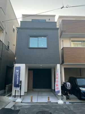 【外観】 | 東淀川区北江口4丁目新築戸建 | 【駅徒歩5分×始発駅】二面採光であかるいリビングの3LDKが完成しました！