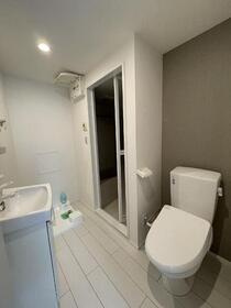 プレジール三軒茶屋　築浅　メゾネット　オートロックのトイレ