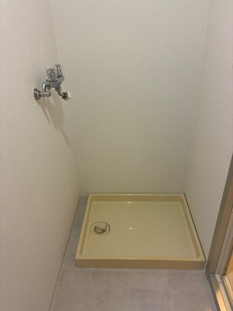 甲南ドルチェ六甲のその他|洗濯機置き場です♪