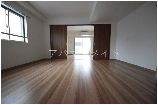 【居間・リビング】 | ドムス常盤 | 戸塚周辺ならアパマンメイトへＬｅｔｓ Ｇｏ ！