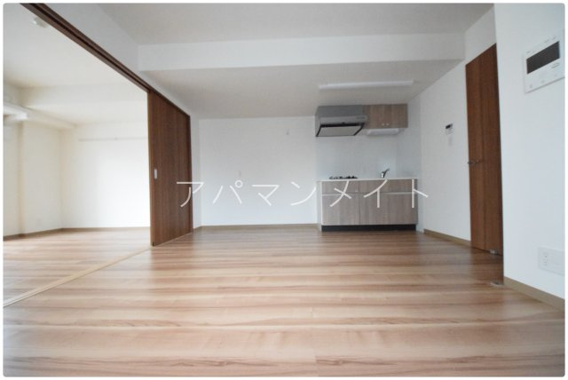 【居間・リビング】 | ドムス常盤 | 戸塚周辺ならアパマンメイトへＬｅｔｓ Ｇｏ ！