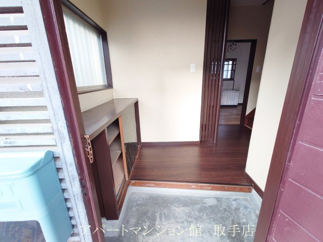 取手市谷中戸建の玄関