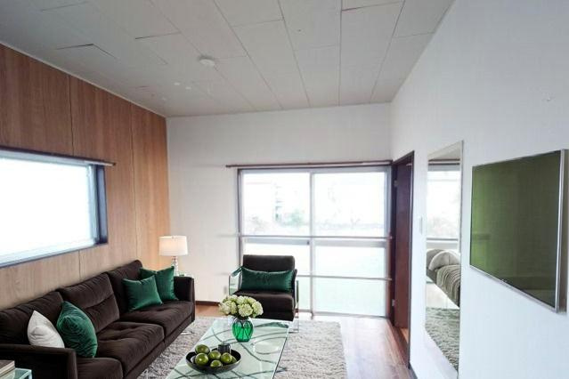 取手市谷中戸建の居間・リビング