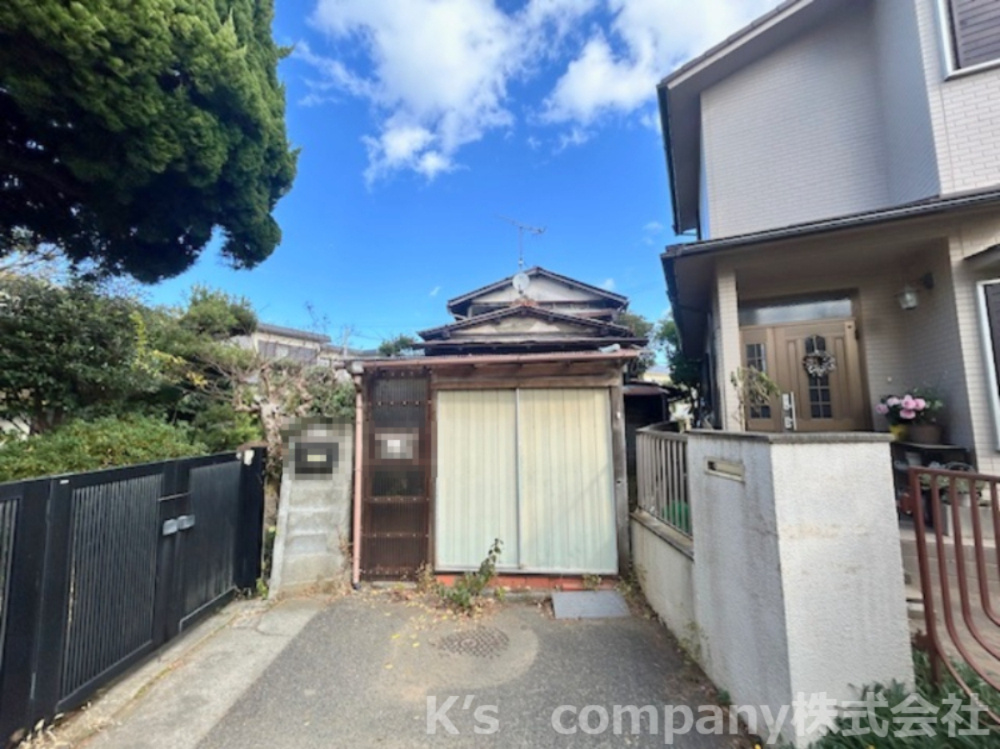 茅ヶ崎市共恵2丁目　建築条件なし　売地