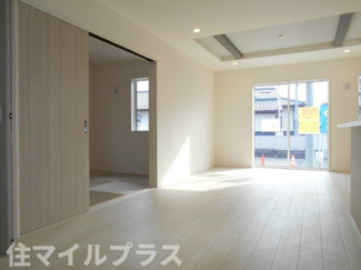 【居間・リビング】 | 郡山市大槻町針生新築一戸建て2棟 | ゆったりとした居間です