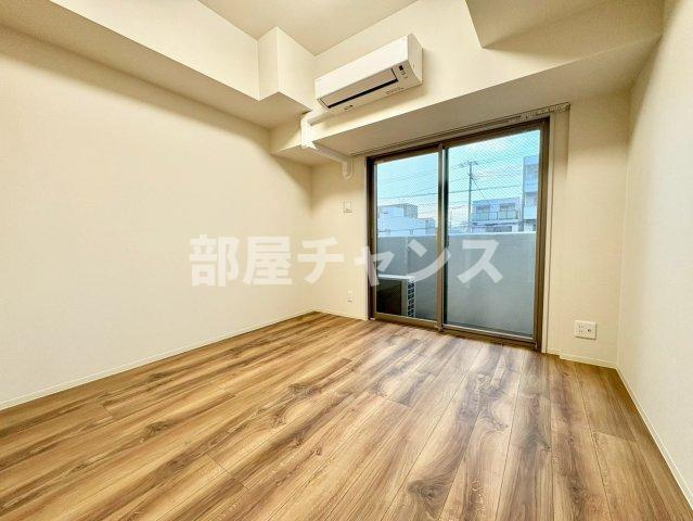 ディアレイシャス名古屋中村公園Ⅱの居間・リビング