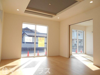 【居間・リビング】 | 郡山市大槻町針生新築一戸建て2棟 | ゆったりとした居間です