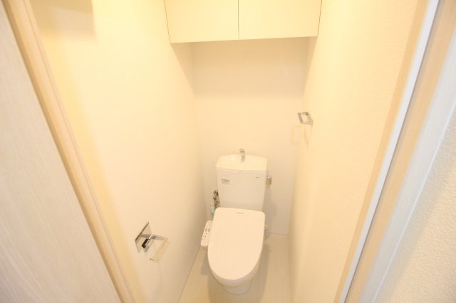 【トイレ】 | スプランディッド阿倍野 | 温水洗浄便座付き