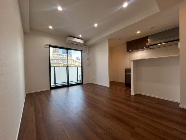 ロイジェント玉川の居間・リビング