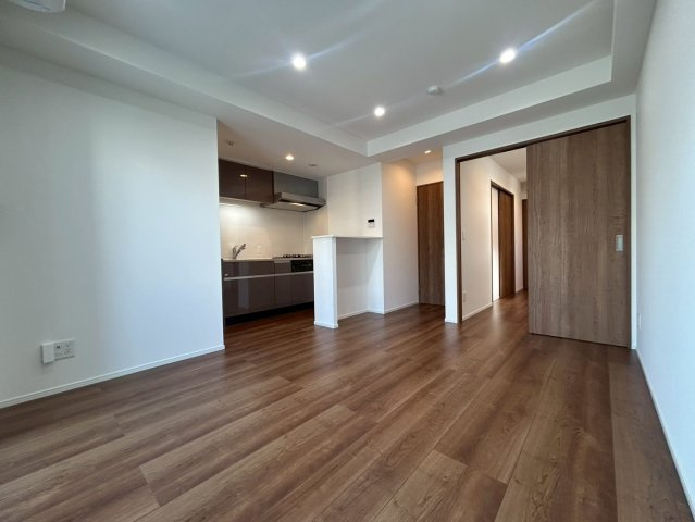 ロイジェント玉川の居間・リビング