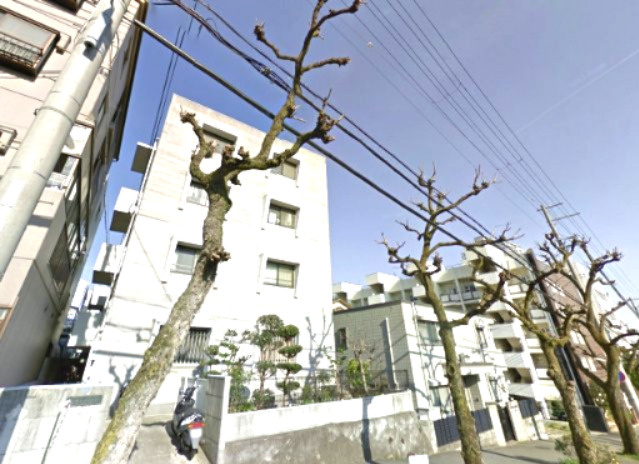 川崎マンションの外観