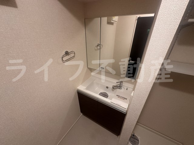 セジュール・ユイット西岩田の独立洗面台