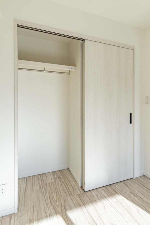 エンゼルハイム十日市場【仲介手数料無料】の収納