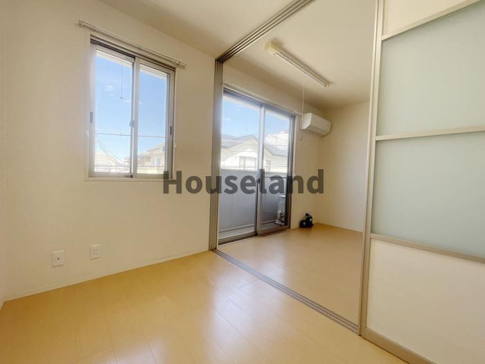 ウィット紀三井寺の洋室