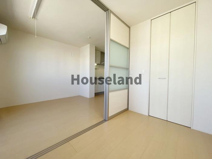 ウィット紀三井寺の洋室