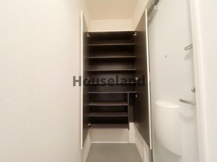 ウィット紀三井寺の玄関