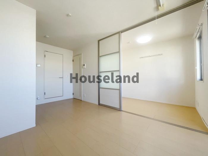 ウィット紀三井寺の居間・リビング