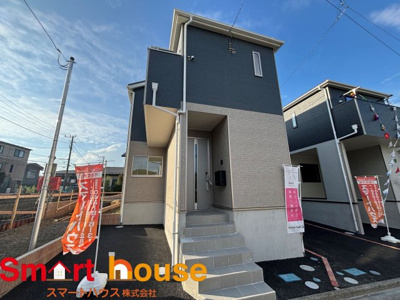 【外観】 | 相模原市中央区上溝第140　全4棟 | オシャレな外観は、人の目を引くだけではなく自慢したくなりますね！植木を置いたりアレンジは、自由です。自分の好みに仕上げましょう♪