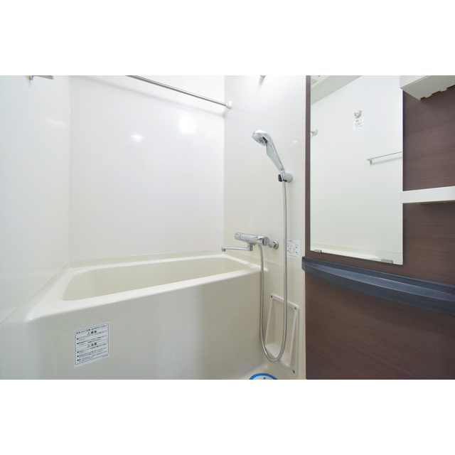 アーデンタワー本町イーストの浴室|お風呂で日々の疲れを落としましょう