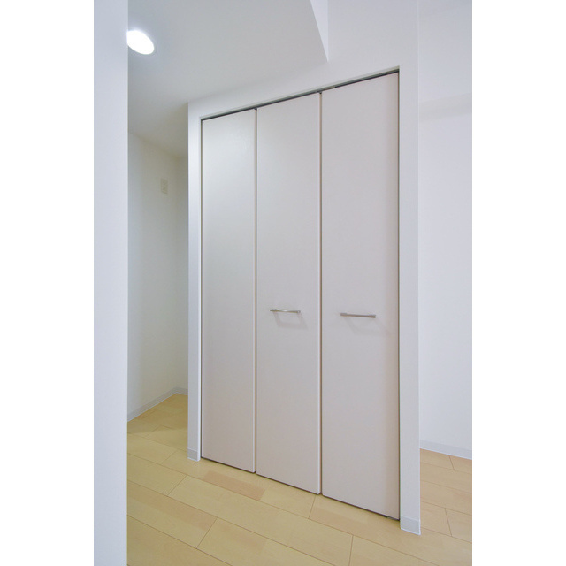 アーデンタワー本町イーストの収納|たっぷりとした収納スペースです