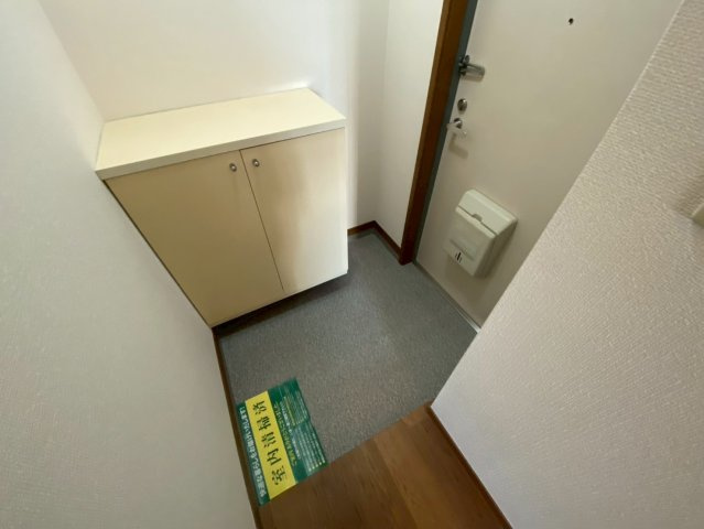 シャルマン御影の玄関