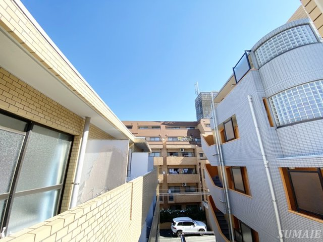 メゾン・ド・アビルテの展望|バルコニーからの景色です☆