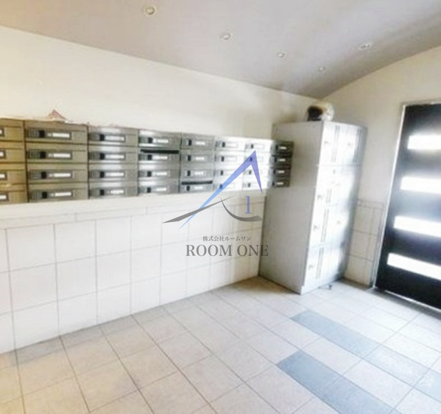 ライジングプレイス板橋のエントランス|エントランスです。