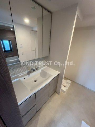 プラウドタワー梅田豊崎の洗面所|洗面所です