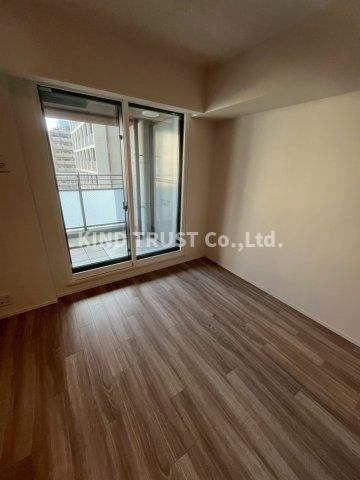 プラウドタワー梅田豊崎の居間・リビング|使いやすいリビングです