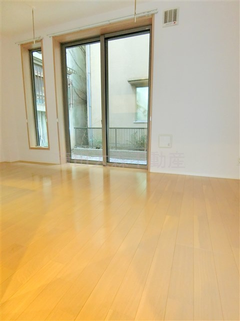 TK Base(ティーケーベースの居間・リビング|LDK